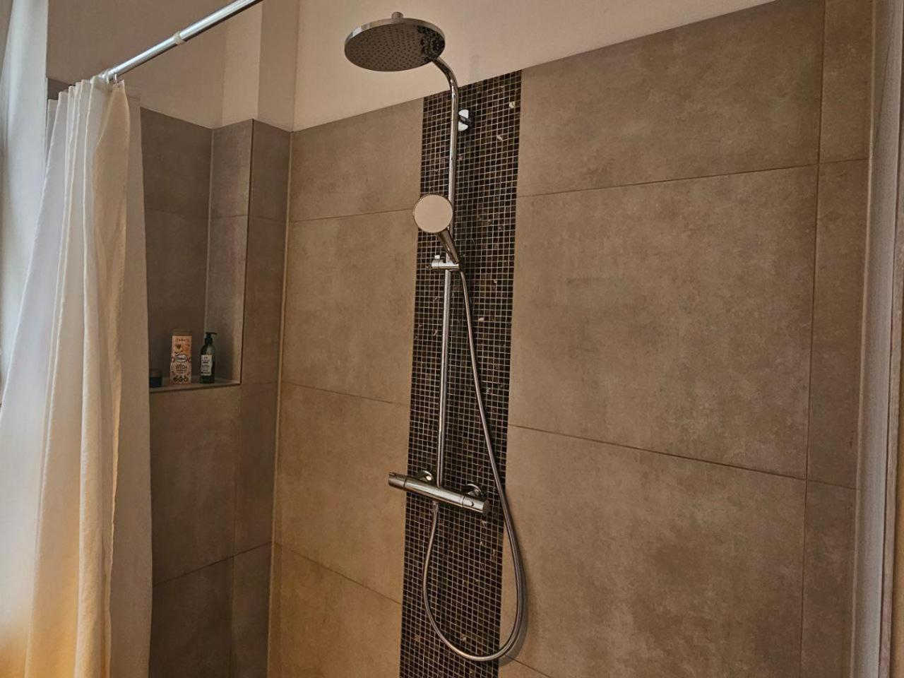 Room In Berlin City Center מראה חיצוני תמונה